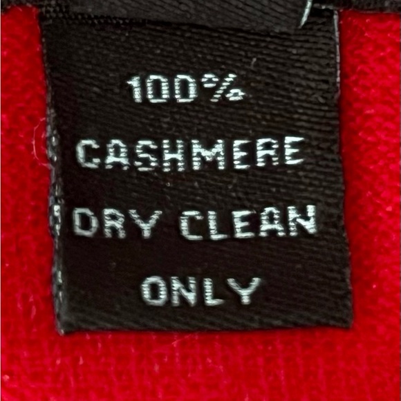 Rare CYNTHIA ROWLEY 100% Cashmere Sweater W/ Embroidered Shoulder Cutouts M Red - Picture 5 of 9